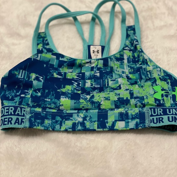 Under armour capris with matching sports bra - Picture 2 of 3